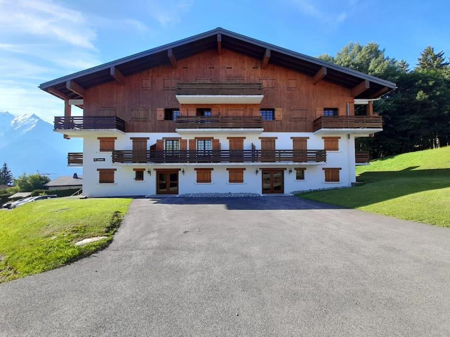 Apartment Le Cocon Du Bettex 1400 - Cozy Near Mont Blanc